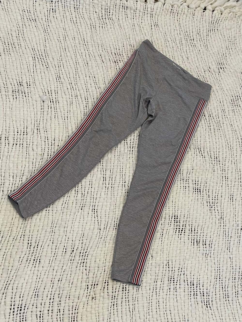 Forever 21 Grey Active Leggings Size Small